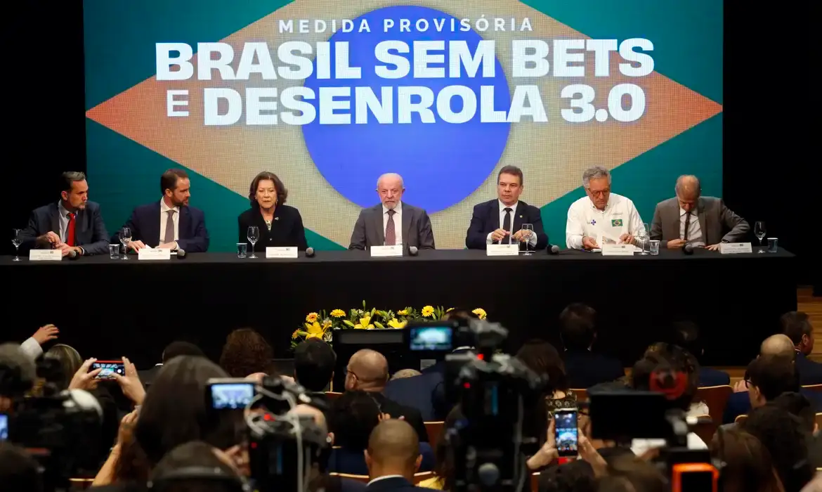 Lula lança Desenrola Brasil 3.0: quem pode participar e como vai funcionar